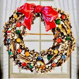 ART Arthur Pepper Brooch Christmas Wreath Enamel Rhinestones Signed Goldtone